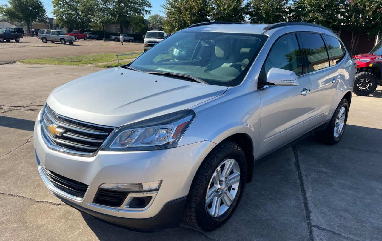 Chev Silver SUV Chev Silver SUV